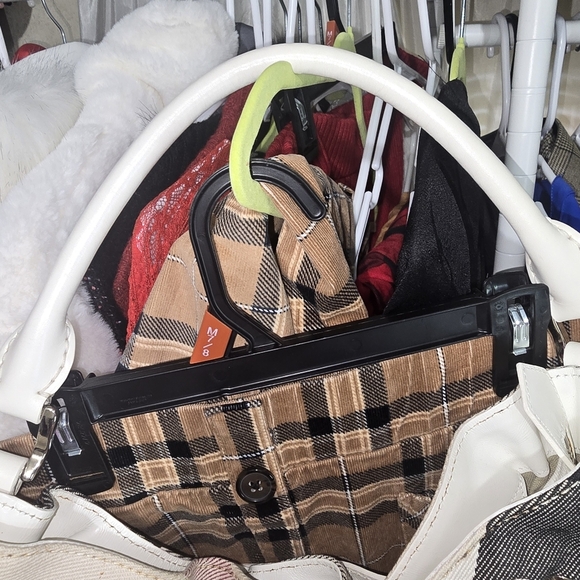 ❄️❄️❄️❄️ NEED GONE LIKE NEW Burberry Bag  MegA Check Nova Leather Buckle Hobo - Picture 5 of 16